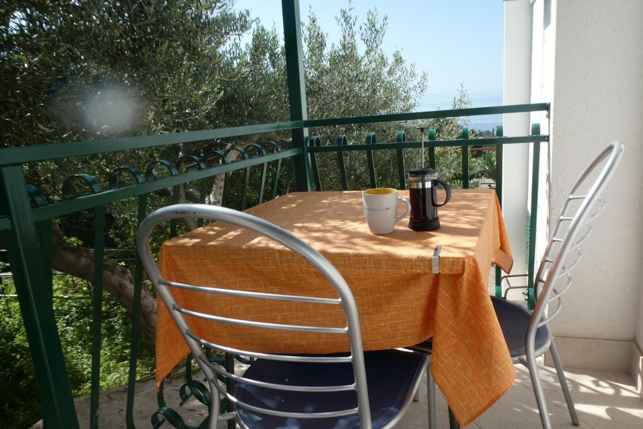 Apartments And Rooms With Parking Space Tucepi, Makarska - 6901 外观 照片
