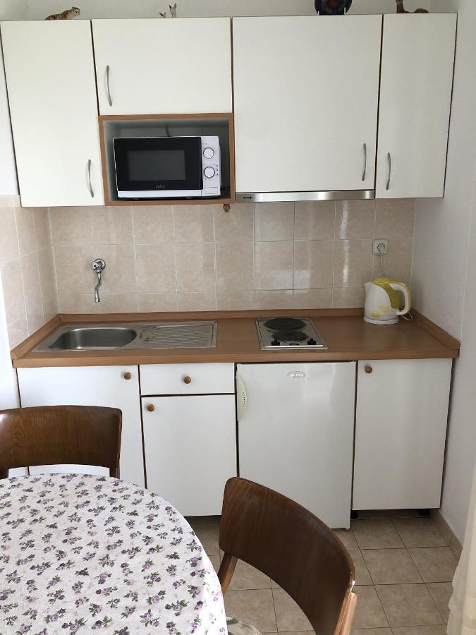Apartments And Rooms With Parking Space Tucepi, Makarska - 6901 外观 照片