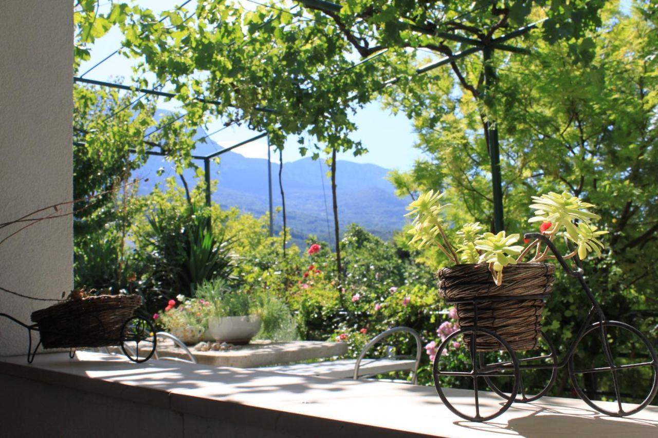 Apartments And Rooms With Parking Space Tucepi, Makarska - 6901 外观 照片