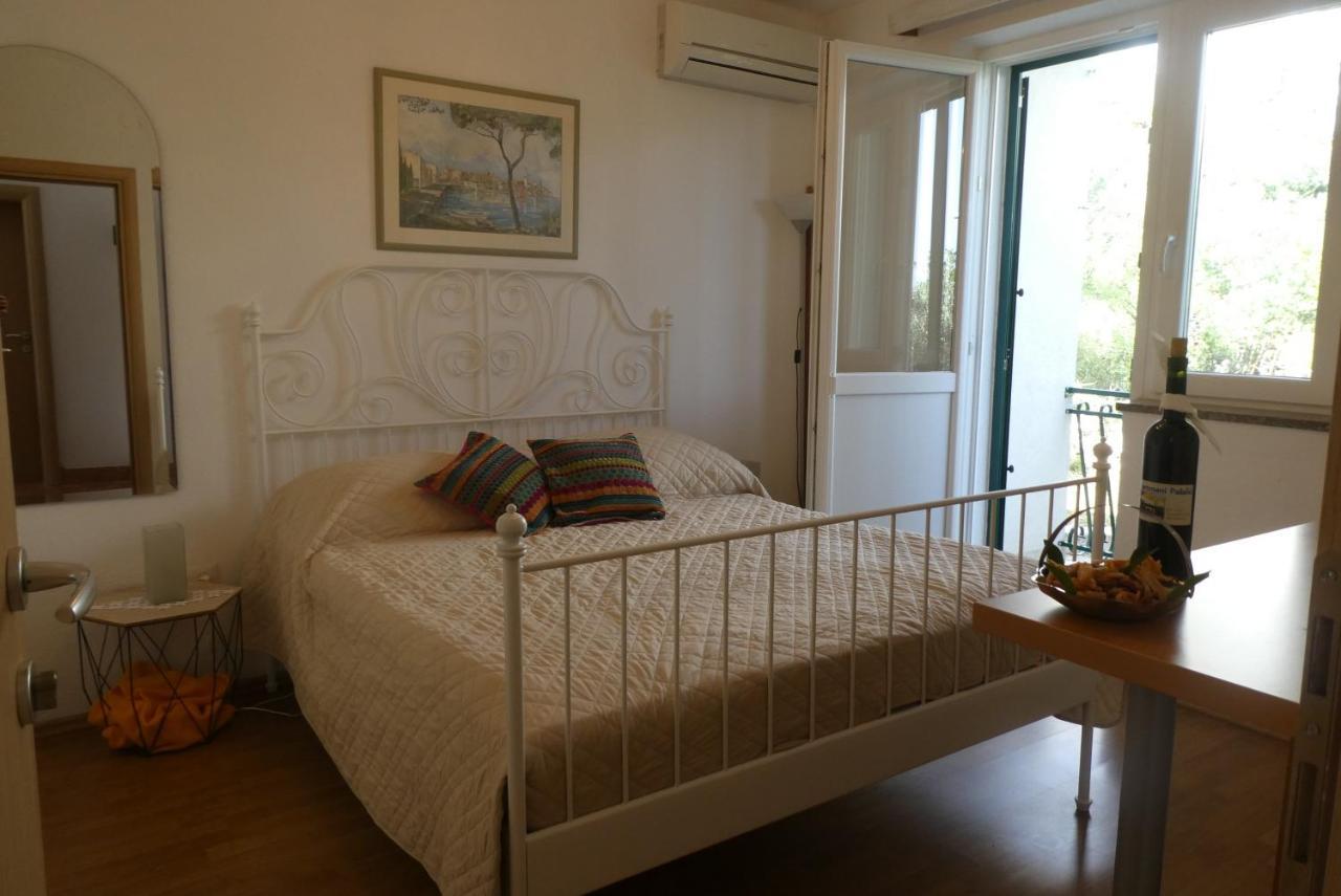 Apartments And Rooms With Parking Space Tucepi, Makarska - 6901 外观 照片