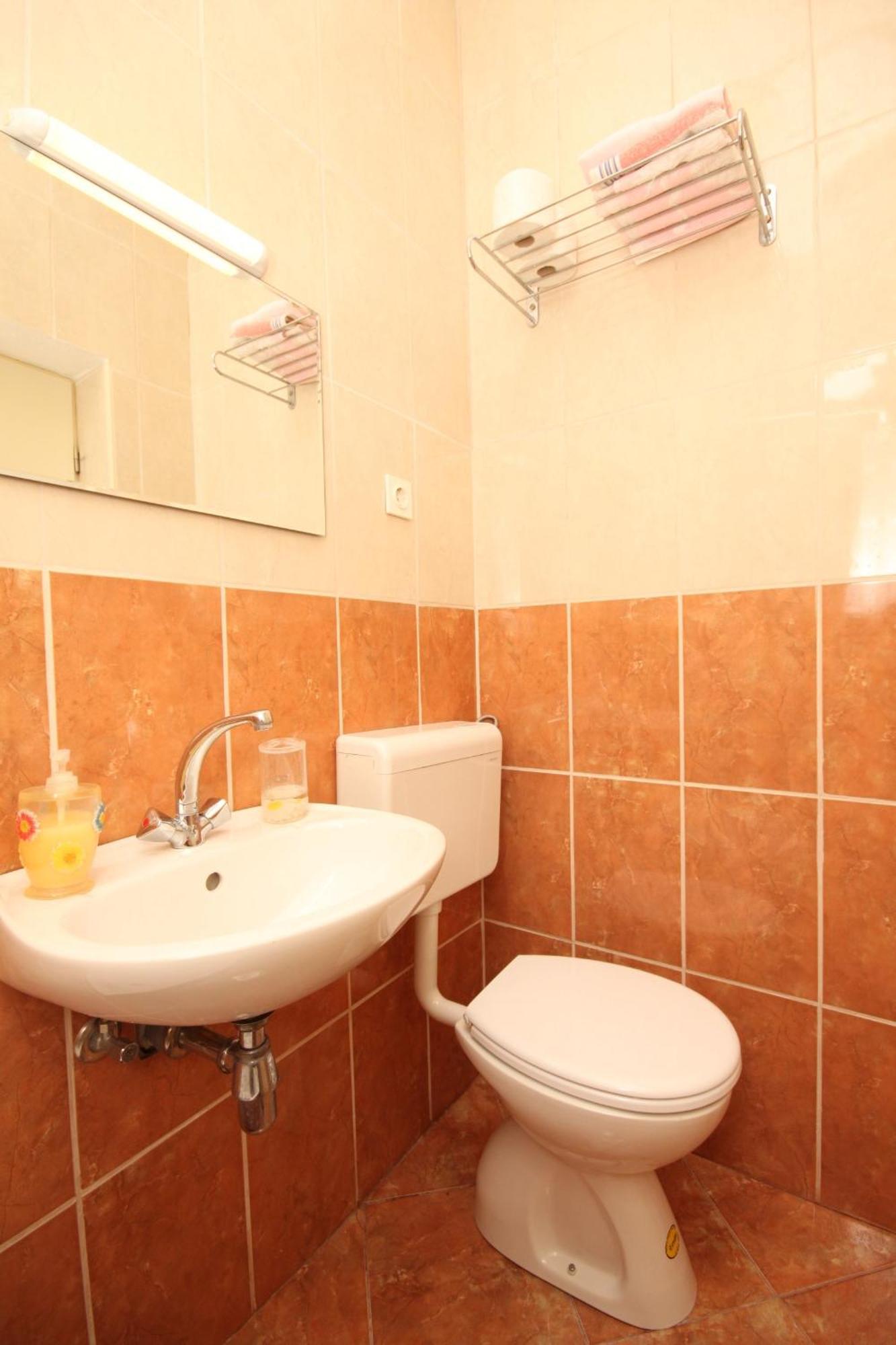 Apartments And Rooms With Parking Space Tucepi, Makarska - 6901 客房 照片