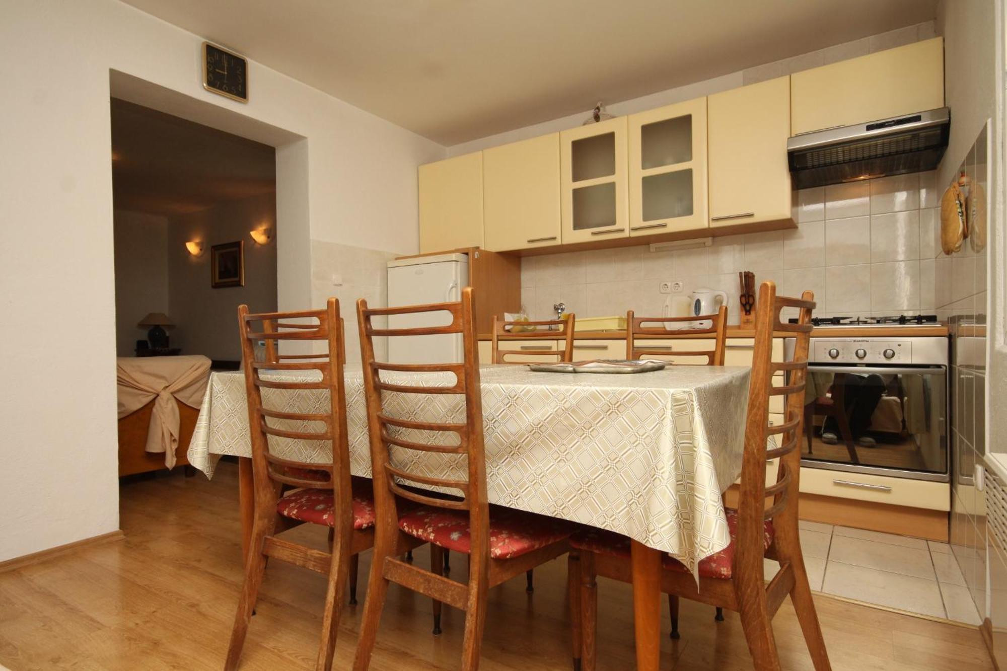 Apartments And Rooms With Parking Space Tucepi, Makarska - 6901 客房 照片